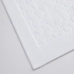 04 IHG Jacquard Hotel Bath Mat 02