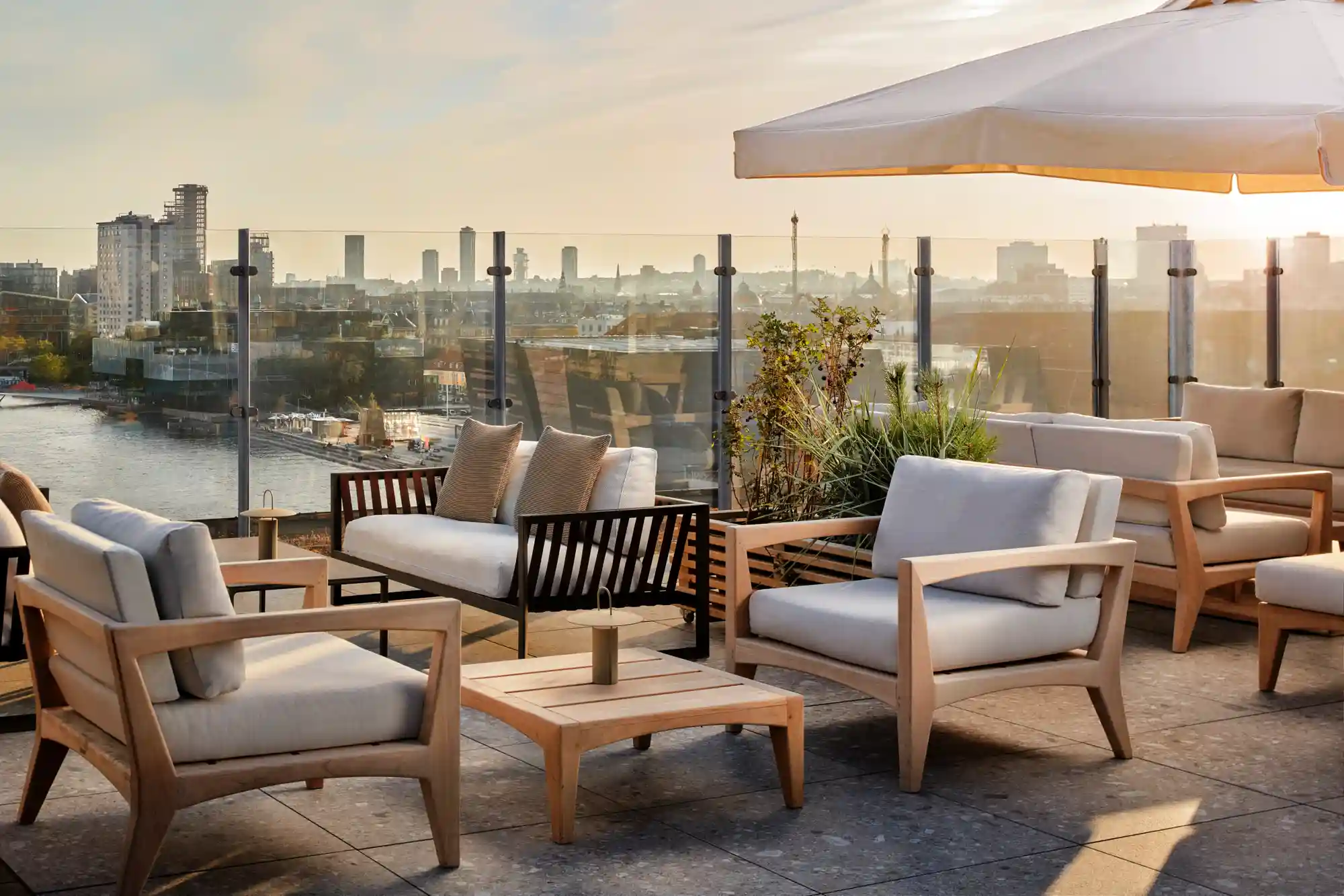 A Complete New-Opening Program for a 394-Room Waterfront Hotel