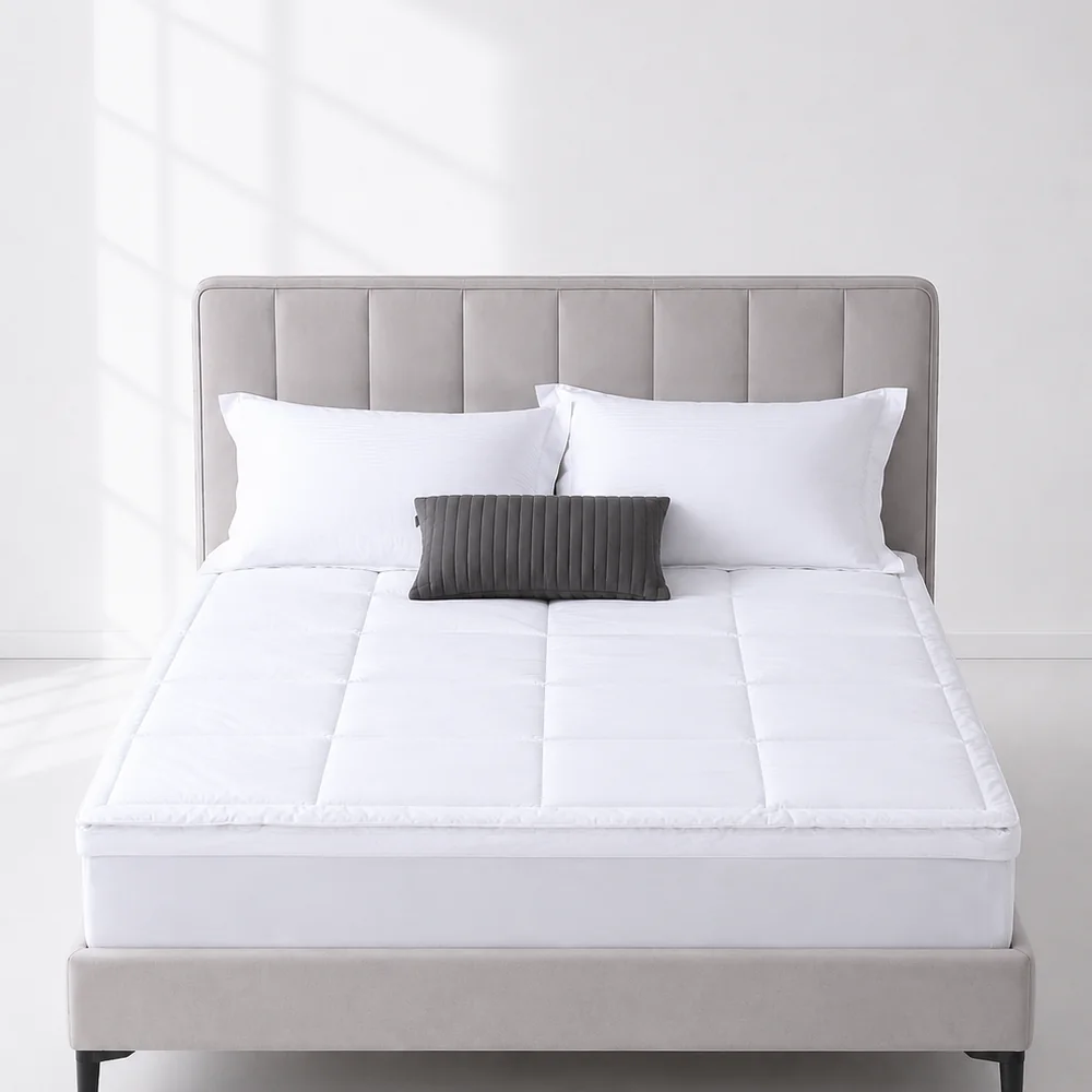 Hotel mattress protectors