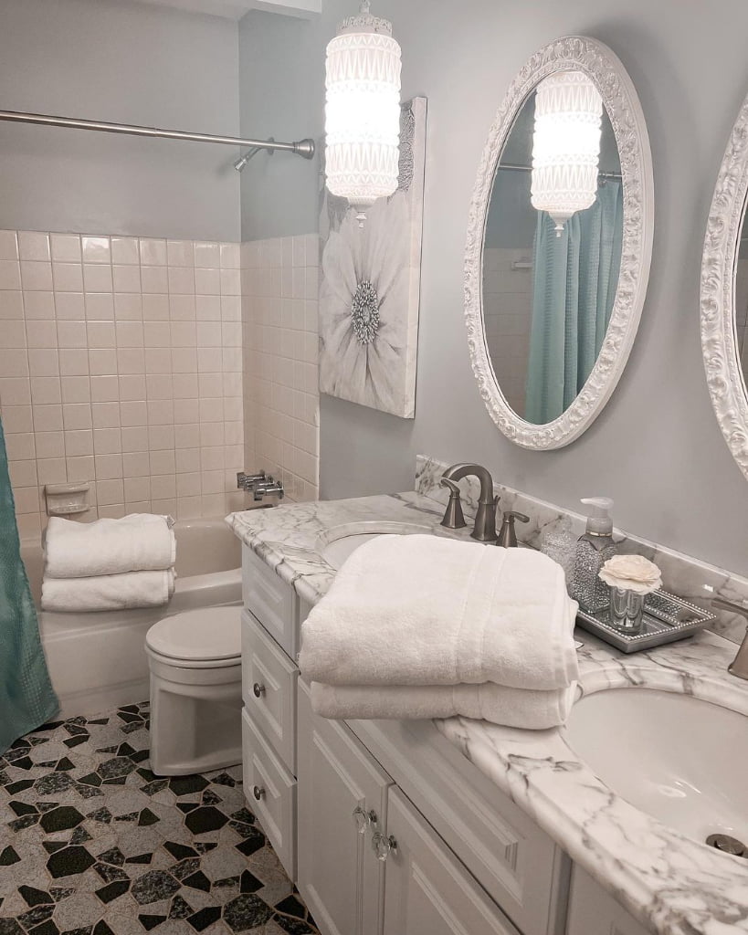 How To Remove Oil From Hotel Bath Towels